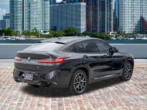 Used 2024 BMW X4 M40i AWD/4WD image 5