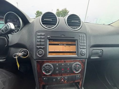 Used 2011 Mercedes-Benz ML 350 4MATIC image 26