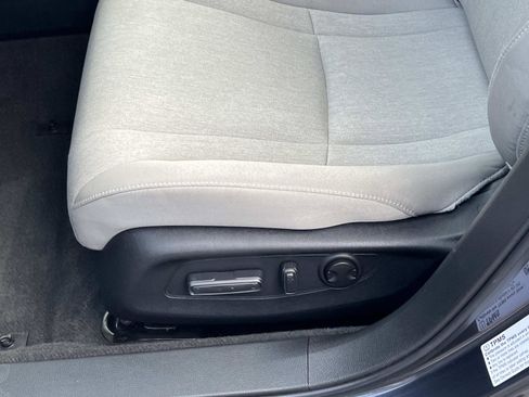 Used 2025 Honda Accord SE image 17