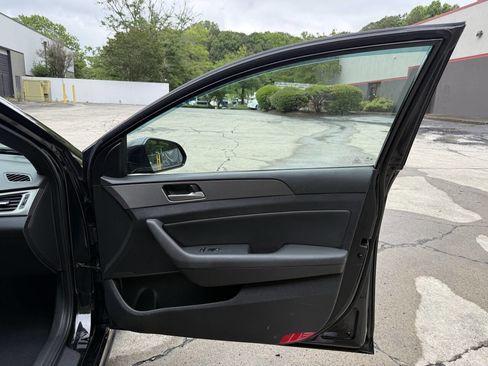 Used 2019 Hyundai Sonata Sport FWD image 30