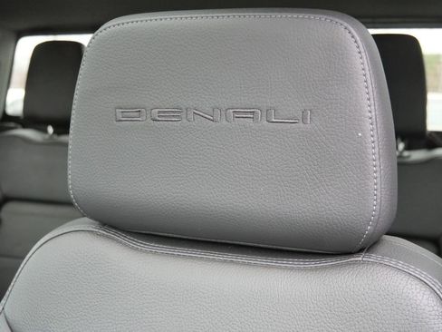 Used 2021 GMC Sierra 1500 Denali w/ Denali Ultimate Package image 37