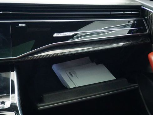 Used 2022 Audi SQ8 Premium Plus image 21