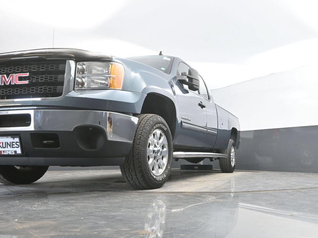 Used 2011 GMC Sierra 2500 SLE w/ Convenience Package AWD/4WD image 36
