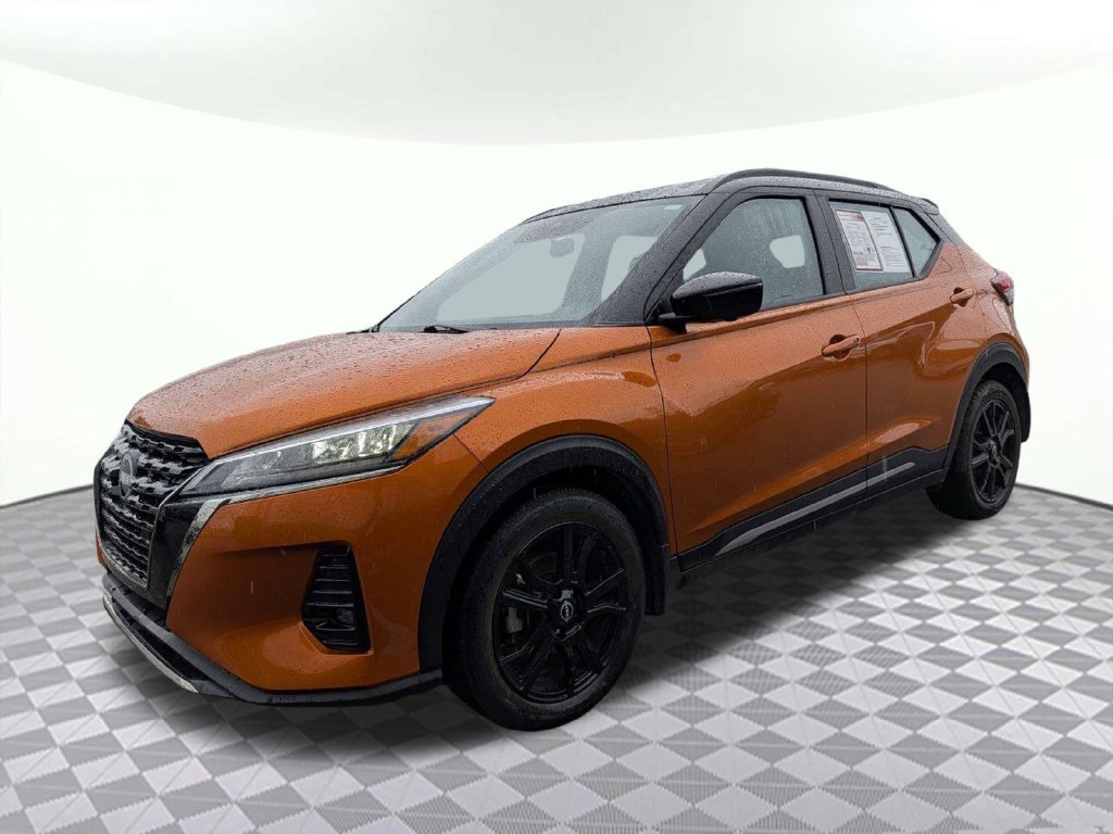 Used 2024 Nissan Kicks SR FWD image 7