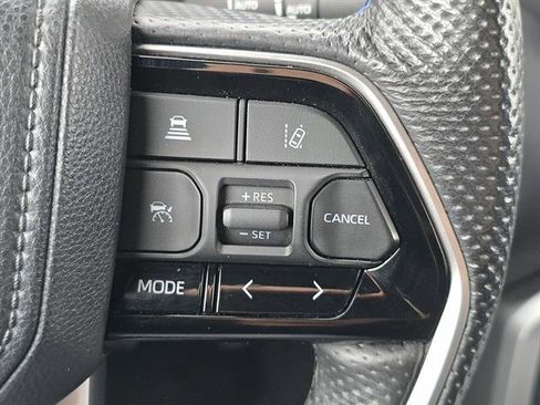 Used 2024 Toyota Tundra Platinum image 18