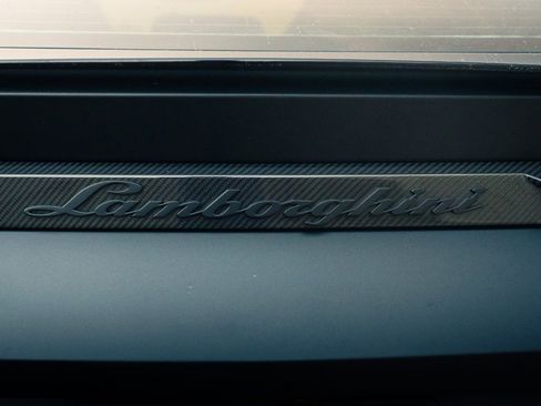 Used 2023 Lamborghini Urus Performante image 14