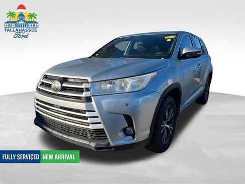 Used 2018 Toyota Highlander Plus image 1