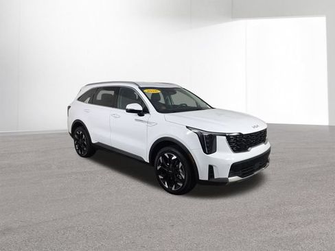 Used 2026 Kia Sorento EX AWD/4WD image 12