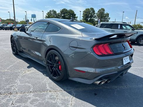 Used 2020 Ford Mustang Shelby GT500 w/ Technology Package RWD image 5