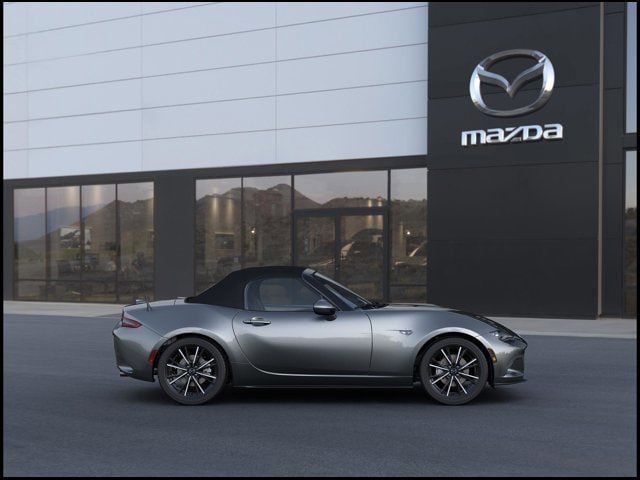 New 2026 MAZDA MX-5 Miata Grand Touring RWD image 5