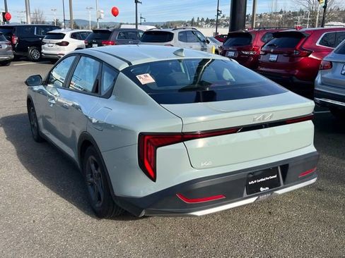 Certified 2025 Kia K4 LXS image 8