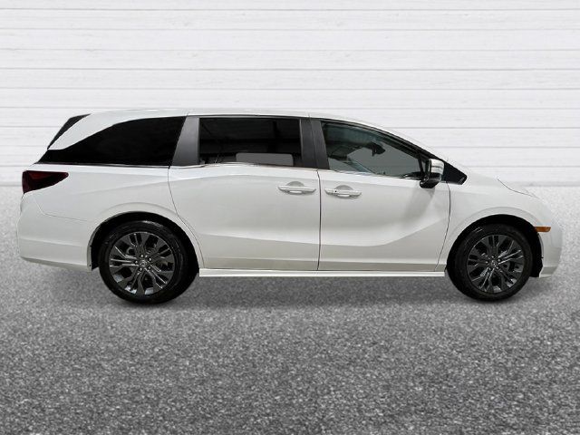 New 2027 Honda Odyssey Touring image 8