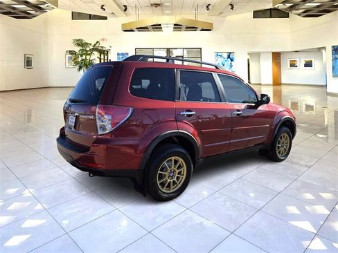 Used 2010 Subaru Forester 2.5X Premium w/ Rugged Pkg 1B image 7