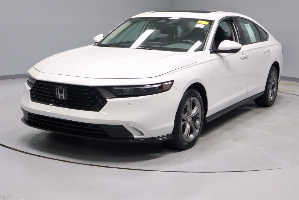 Used 2023 Honda Accord EX-L image 8
