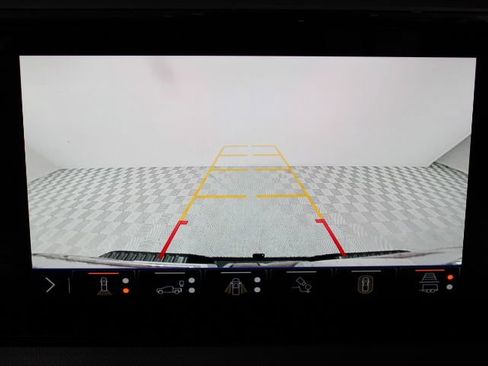 Used 2024 GMC Sierra 2500 AT4 w/ Technology Package image 40