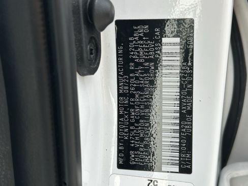 Used 2024 Toyota Camry SE FWD image 29