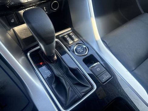 Used 2024 Mitsubishi Eclipse Cross SEL AWD/4WD image 16