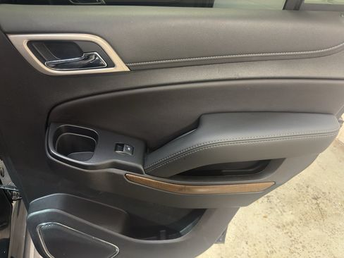 Used 2019 GMC Yukon Denali w/ Open Road Package AWD/4WD image 26
