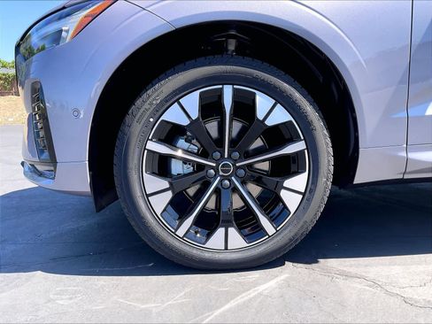 New 2026 Volvo XC60 B5 Plus w/ Climate Package AWD/4WD image 14