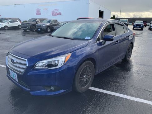 Used 2017 Subaru Legacy 2.5i Premium image 1