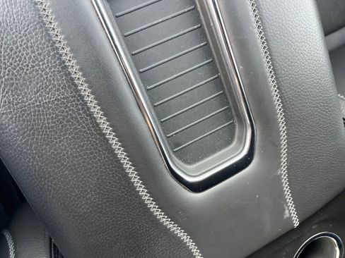 Used 2023 GMC Yukon Denali image 17