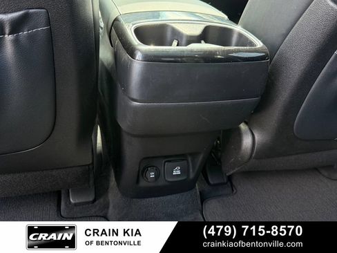 Certified 2022 Kia Telluride SX w/ SX Prestige Package AWD/4WD image 28
