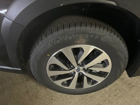 New 2025 Subaru Outback Premium image 8