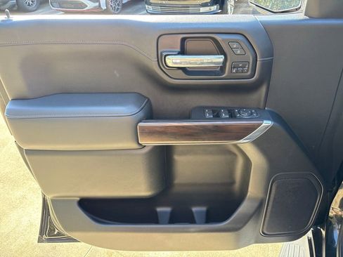 Used 2020 GMC Sierra 1500 SLT w/ SLT Premium Package image 15