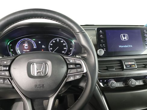 Certified 2022 Honda Accord Touring image 16