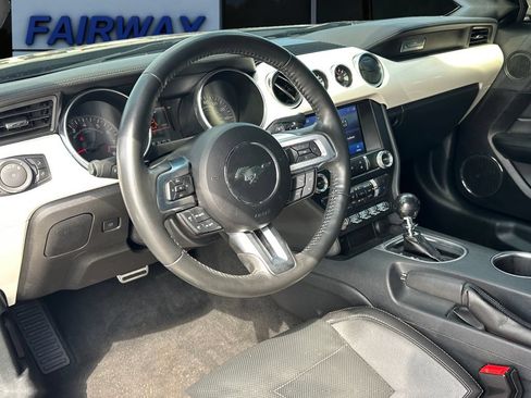 Used 2022 Ford Mustang GT Premium w/ GT Performance Package RWD image 14