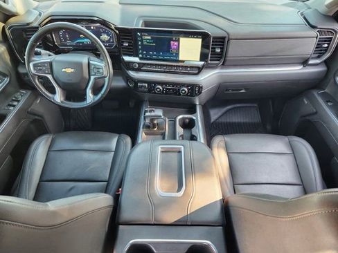 Used 2022 Chevrolet Silverado 1500 LTZ w/ Z71 Off-Road Package image 26