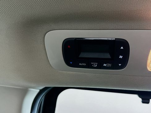 Used 2014 Honda Odyssey EX-L image 27