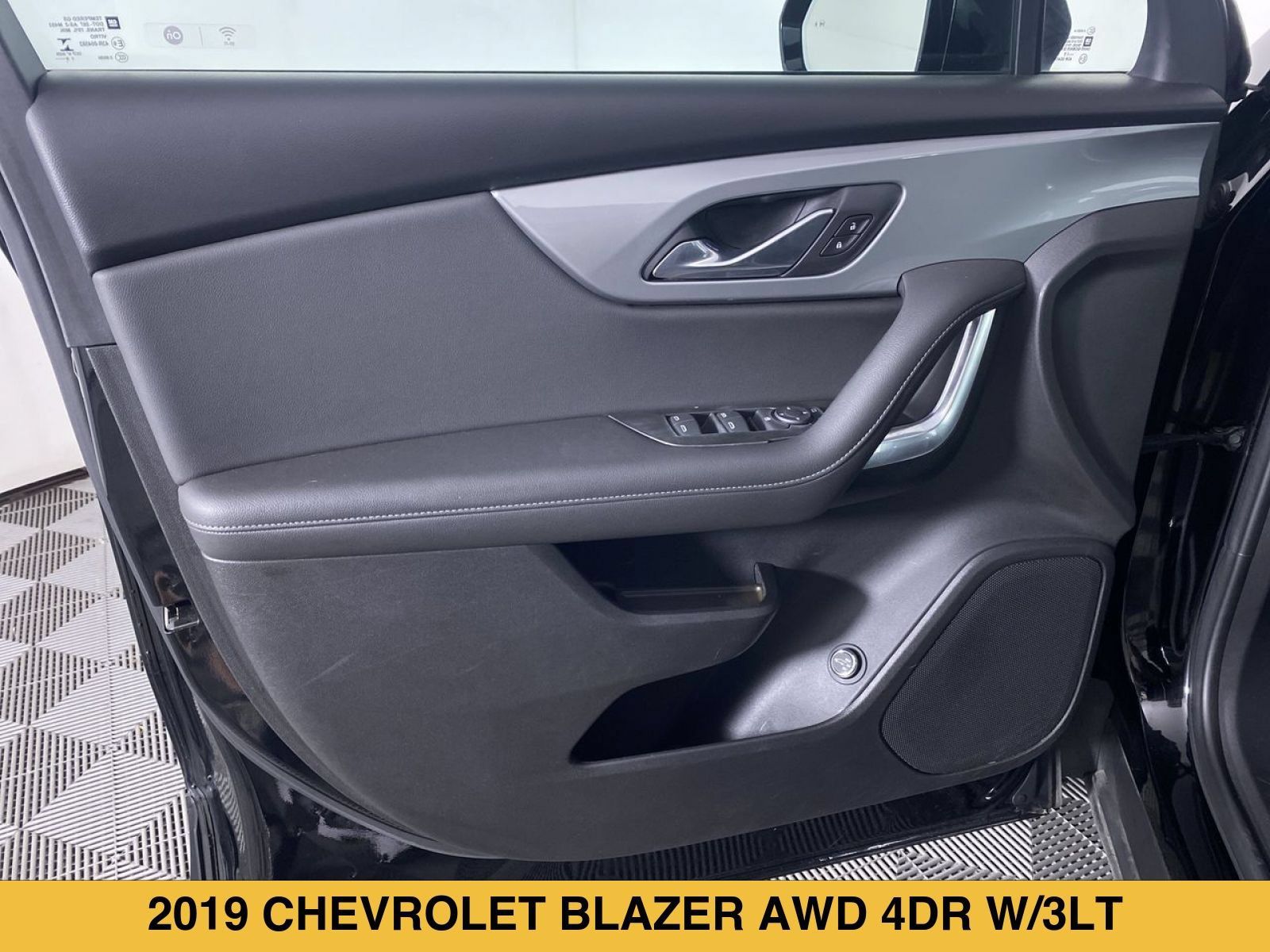 Used 2019 Chevrolet Blazer LT AWD/4WD image 11