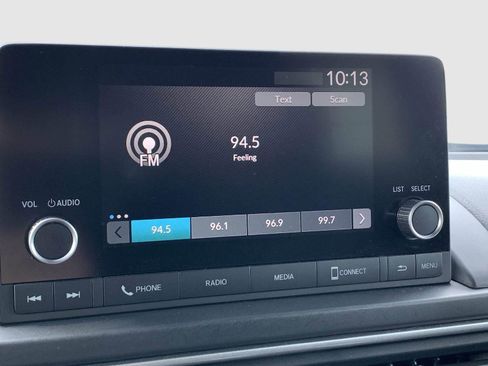 Used 2023 Honda Pilot Sport image 22