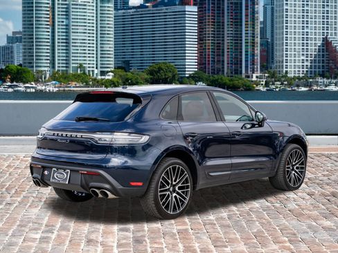 Used 2022 Porsche Macan S AWD/4WD image 5