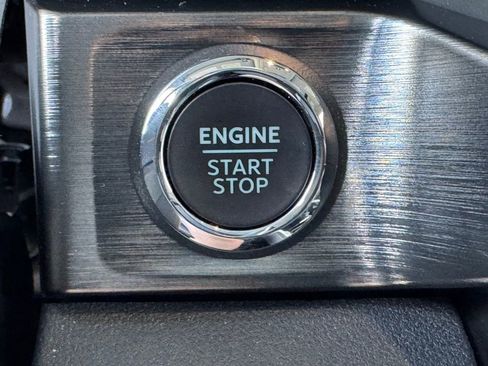 Used 2024 Ford F250 Lariat w/ Lariat Ultimate Package image 34