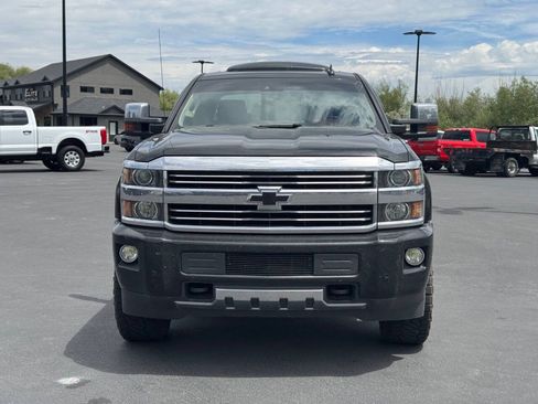 Used 2016 Chevrolet Silverado 2500 High Country w/ Duramax Plus Package AWD/4WD image 2