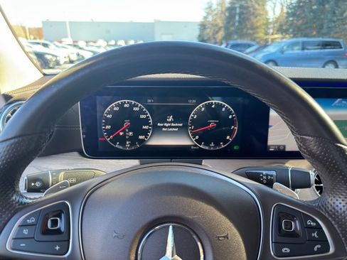 Used 2018 Mercedes-Benz E 400 4MATIC Coupe image 21