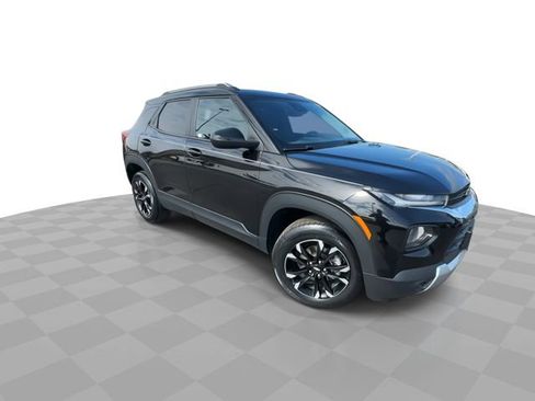 Certified 2023 Chevrolet TrailBlazer LT AWD/4WD image 2