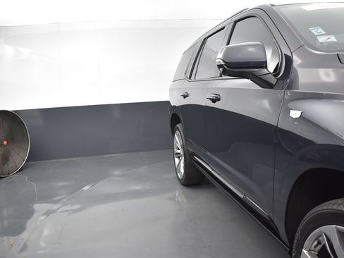 Used 2025 Cadillac Escalade Sport Platinum AWD/4WD image 41