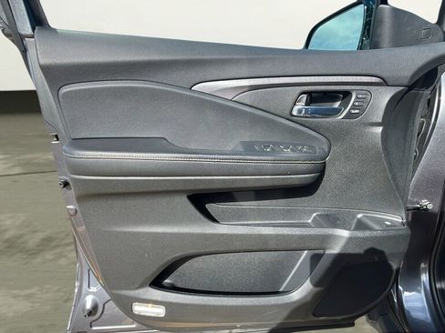 Used 2023 Honda Ridgeline RTL-E image 15
