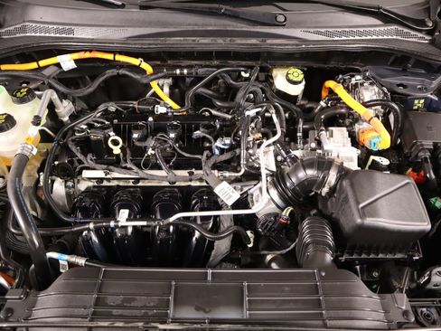 Used 2022 Ford Escape SE image 18