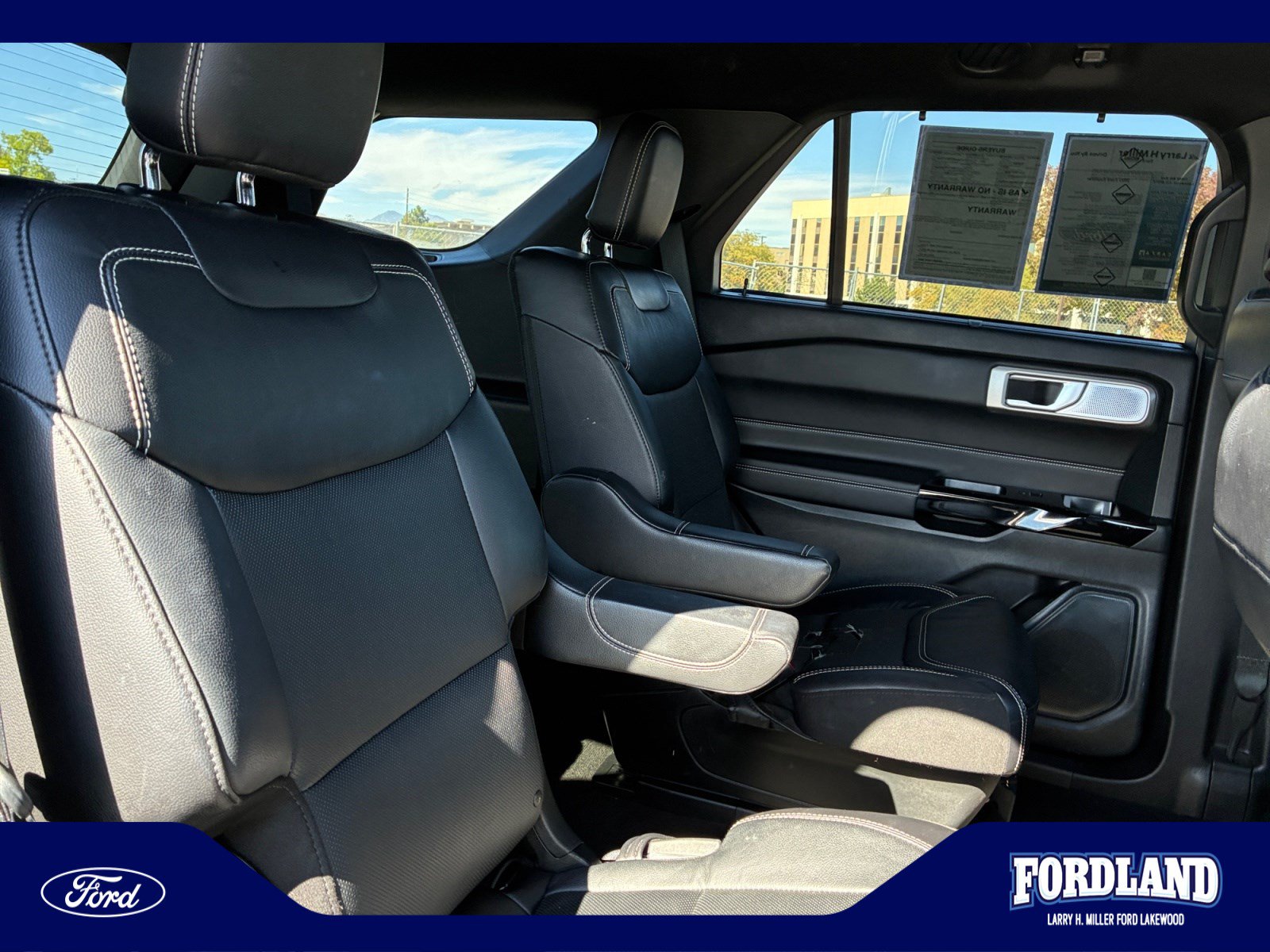 Used 2023 Ford Explorer ST w/ Equipment Group 401A AWD/4WD image 18