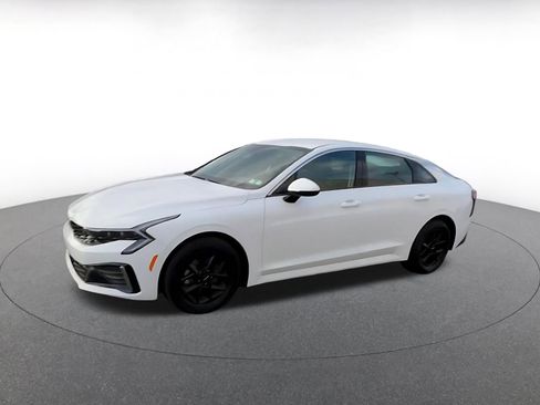 Used 2025 Kia K5 LXS image 8