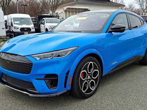 Certified 2023 Ford Mustang Mach-E GT image 5