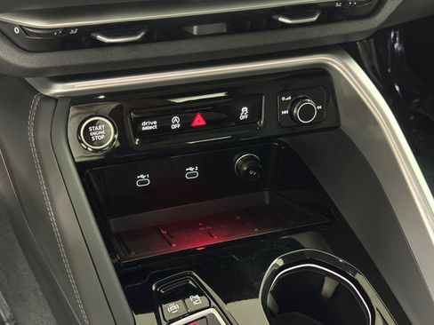 Certified 2025 Audi Q5 Premium Plus w/ Premium Plus AWD/4WD image 21