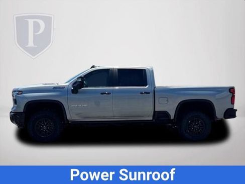 New 2026 Chevrolet Silverado 2500 ZR2 AWD/4WD image 12