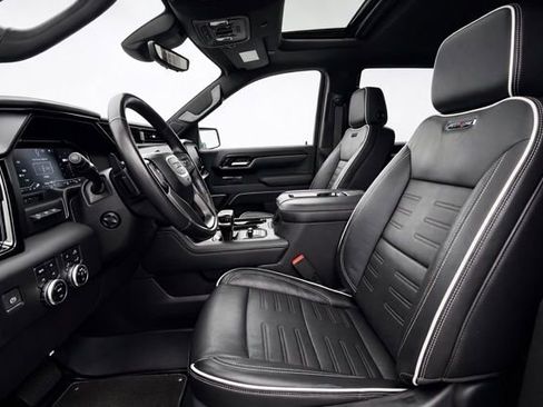 Used 2023 GMC Sierra 1500 AT4X image 14