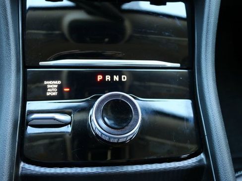 Used 2024 Jeep Grand Cherokee Limited image 26