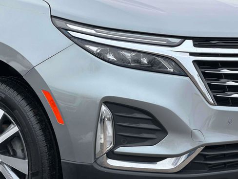 Used 2023 Chevrolet Equinox Premier image 7